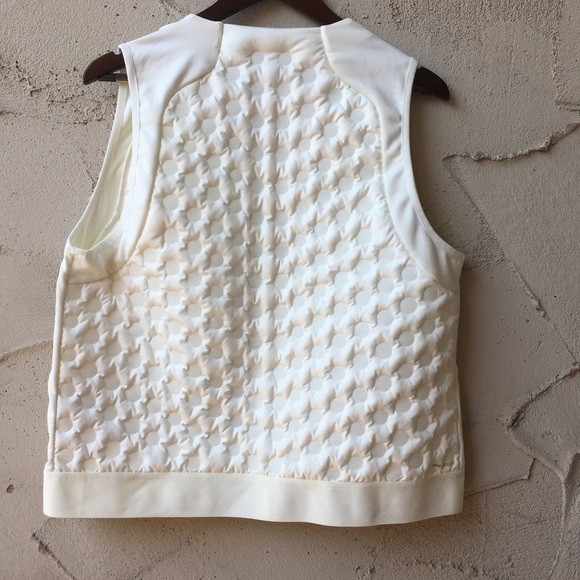 NEW Nike AeroLoft Running Vest Size L - Picture 4 of 16